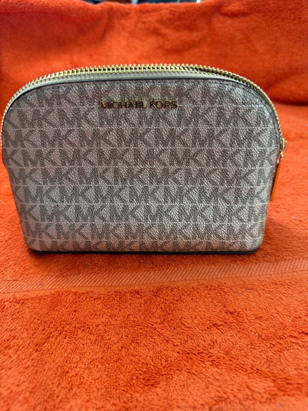 Michael Kors Jet set Medium signature logo Pouch Make up bag